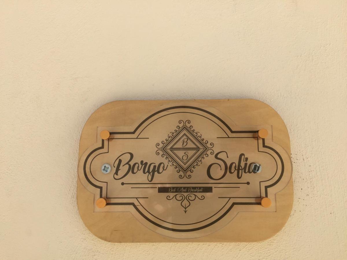 Borgo Sofia Bed And Breakfast Месане Екстериор снимка